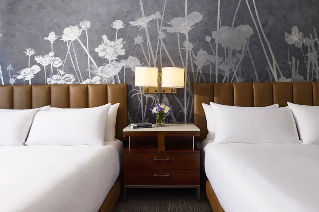 Guest Room, 2 King Beds, Bathtub, Accessible, Archer Hotel Falls Church 2/4