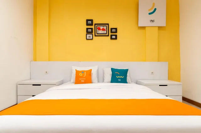 Executive, Suite, Sans Hotel Finest Medan 3/5