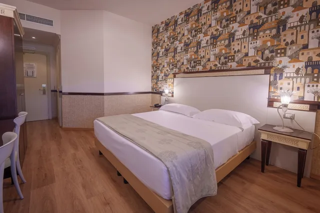 Classic, Double Bed, Zanhotel Meeting Centergross 3/10