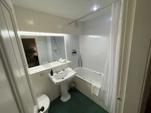 غرفة كلاسيكية بسرير كينج، BUNCHREW HOUSE HOTEL 9/10