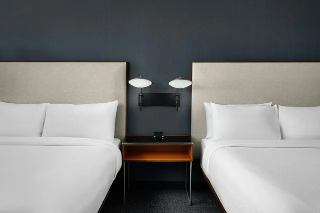 غرفة كبيرة بسرير كوين، Courtyard By Marriott Dallas Dfw Airport North Grapevine 6/10