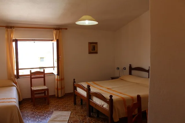 غرفة كلاسيكية ثلاثية بسرير مزدوج مع أريكة، Hotel Piccada 3/4