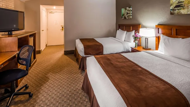 غرفة بسريرين كوين، Best Western Adams Inn Quincy-Boston 1/3