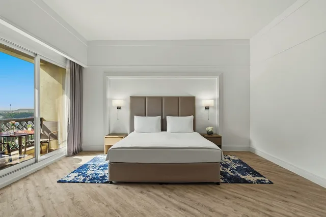 Premium, King Bed, Garden View, Rixos Bab Al Bahr 2/9