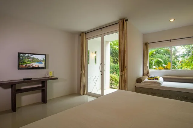 Deluxe, Triple, The Fong Krabi Resort 2/3