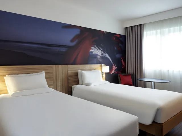 غرفة سوبيريور بسريرين منفصلين، NOVOTEL LONDON STANSTED AIRPORT 1/6