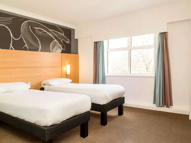 غرفة قياسية بسريرين منفصلين، ibis Styles York Centre 3/10