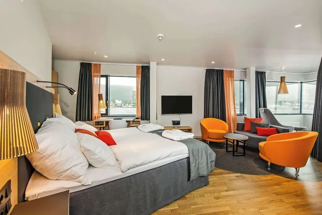 جناح جونيور بسرير كينج، Clarion Hotel The Edge 4/6