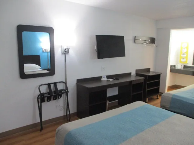 غرفة ديلوكس بسريرين كوين، Motel6 Chattanooga, TN - Airport 3/10