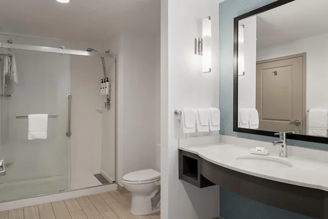 جناح بسرير كينج، Hilton Garden Inn Lenox/Pittsfield 4/6