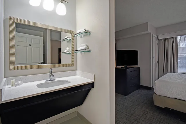 استوديو بسرير كوين مع أريكة، Residence Inn By Marriott Louisville Airport 10/10