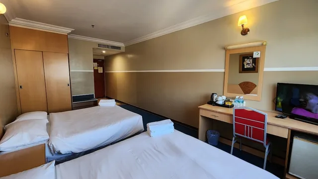 غرفة سوبيريور رباعية بسريرين كوين بإطلالة على المدينة بغرفة نوم واحدة، Fair Park Hotel 2/2