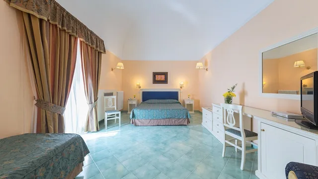 غرفة كومفورت ثلاثية بشرفة، Jaccarino 9/10