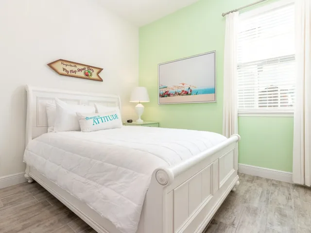 Family, Bungalow, House, 1 King and 2 Queen Beds, Park View، Margaritaville Cottages Orlando 6/10