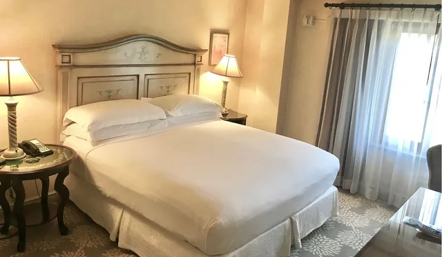 Classic, King Bed, Town View, City View, Accessible، Delamar Greenwich Harbor 3/7