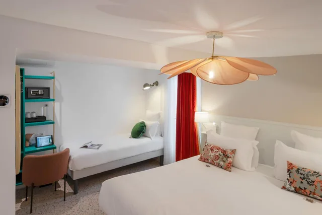 family suite, HOTEL DES CANETTES 1/4
