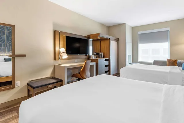 غرفة قياسية بسريرين كوين، DoubleTree by Hilton Summerville Nexton 3/5