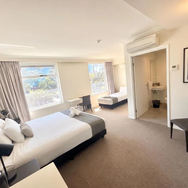 غرفة عائلية لذوي الإعاقة، Woodroffe Hotel 3/6