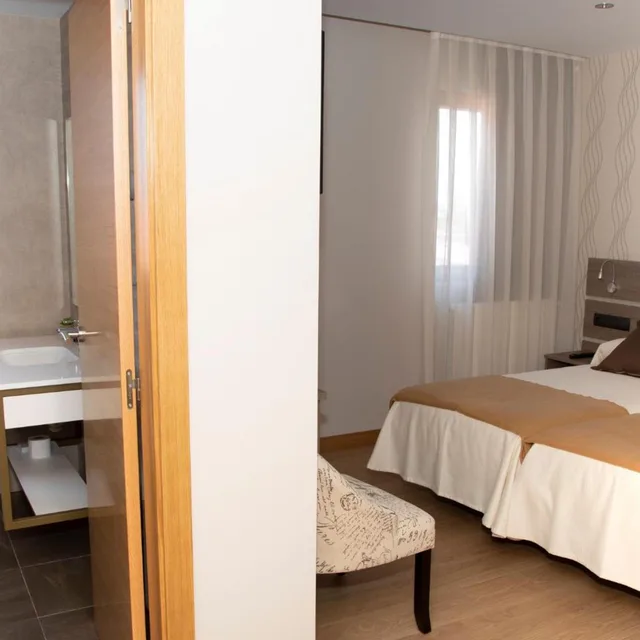 غرفة بسريرين منفصلين، Hotel Mercedes 3/10