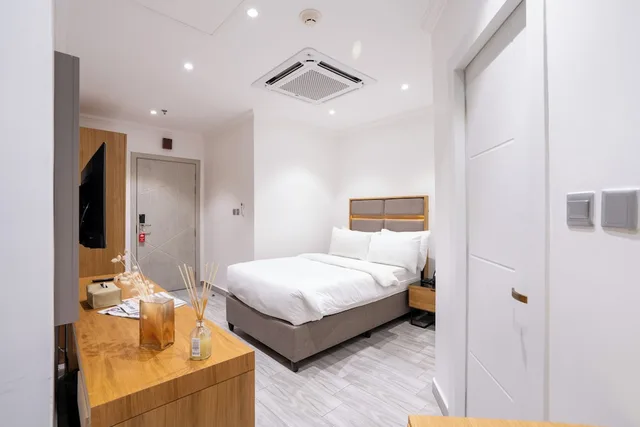 غرفة قياسية بسرير مزدوج، Plaza Athenee Hotel 2/10