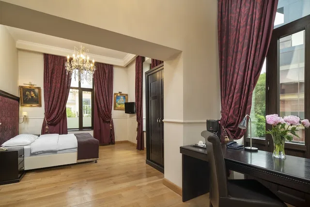 Executive, Twin Beds, Hotel Moxa 2/4