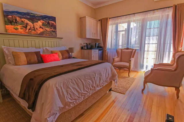 غرفة فاخرة بسرير مزدوج بشرفة، A A Guesthouse 1/1