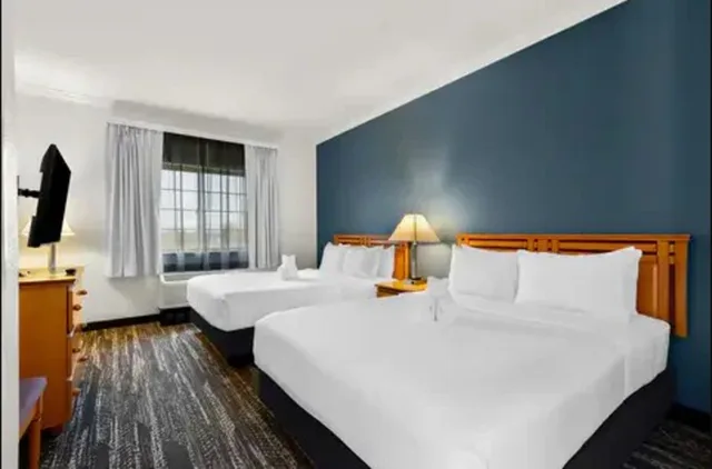غرفة تُحدَّد حسب التوفر، Clarion Suites Anchorage Downtown 2/2