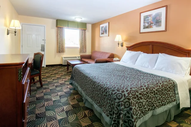 غرفة قياسية بسرير كينج، Days Inn By Wyndham Temple 5/10