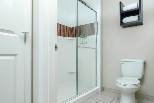 جناح بسريرين مزدوجين بغرفتي نوم، Staybridge Suites Corona South 7/10