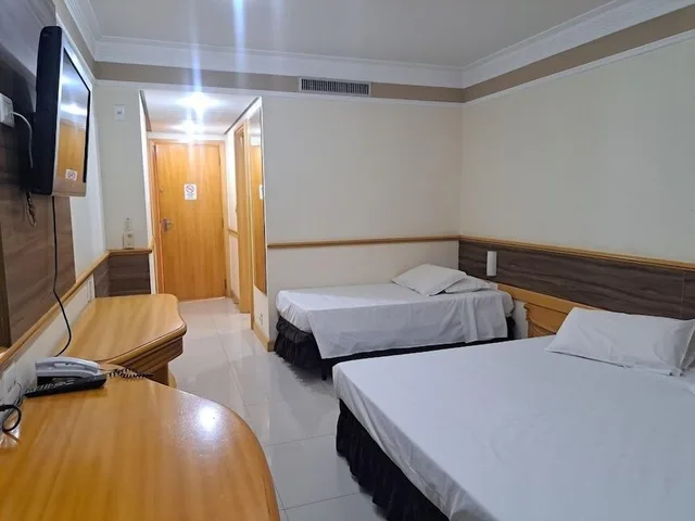 غرفة تنفيذية بسرير مزدوج وسرير فردي، Hotel Michelangelo 1/3