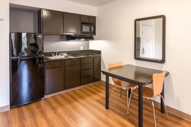 استوديو بسريرين مزدوجين، Studio6 Arlington, TX 2/3