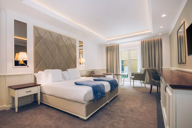 Deluxe, King Bed, Private Garden، Heritage Grand Perast Hotel 2/2