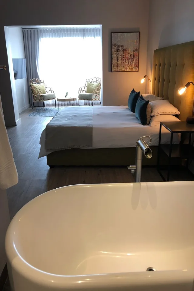 جناح بسرير كينج بإطلالة على الحديقة، The Tree House Boutique Hotel 2/3