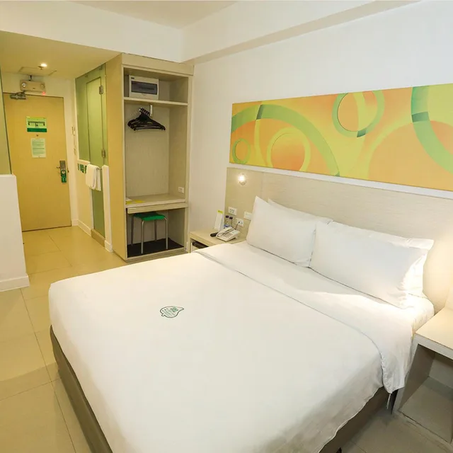 غرفة بسرير كوين، Go Hotels North Edsa 2/8
