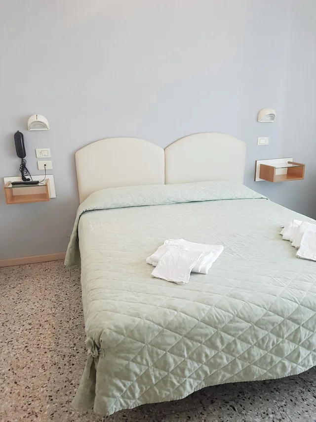 غرفة رباعية، Hotel Amados 3/10