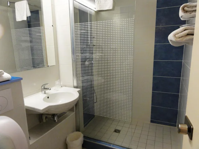 غرفة قياسية بسريرين منفصلين، HOTEL KYRIAD TOULOUSE SUD - ROQUES 3/4