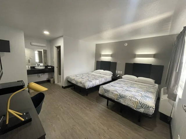 غرفة ديلوكس بسريرين مزدوجين للمدخنين، Motel6 Denton, TX - UNT 2/10