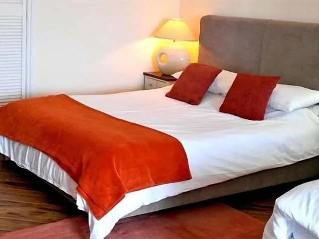غرفة قياسية بسرير مزدوج وسرير فردي، Sawyers Bed Breakfast 6/10