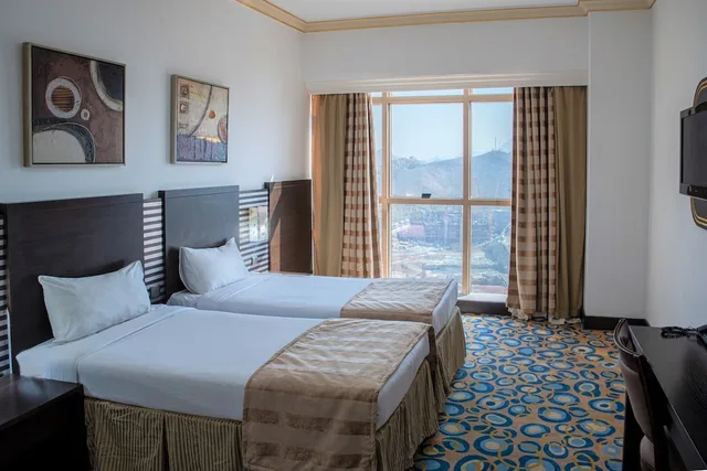 غرفة ثلاثية بثلاثة أسرّة، فندق ابراج الكسوة(Al Kiswa Towers Hotel) 2/5
