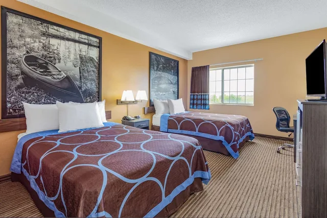 غرفة بسريرين مزدوجين، Super 8 By Wyndham Fort Dodge Ia 2/5