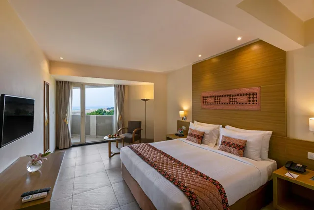 Privilege, Suite, Sea View, Sofa, Balcony, Sterling Puri 1/1