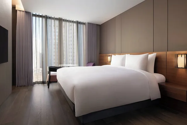 جناح ديلوكس بسرير كينج، Courtyard by Marriott Suwon 2/3