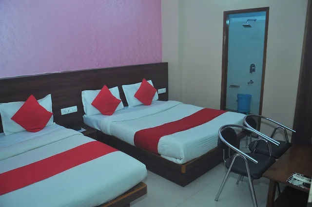 جناح عائلي بسرير كوين، Hotel Thikana Palace 2/10
