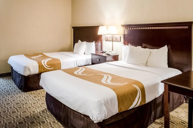 Standard, 2 Double Beds, Smoking, Quality Inn Moss Point - Pascagoula 7/10