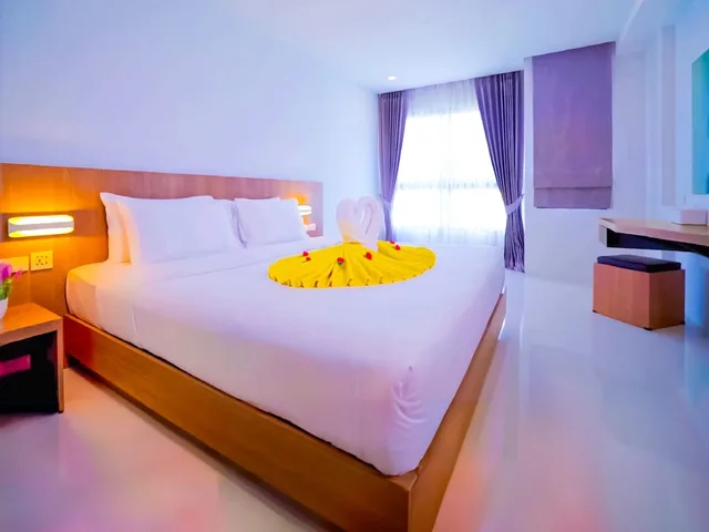 غرفة سوبيريور بسريرين منفصلين، PHOENIX HOTEL KARON BEACH 4/10