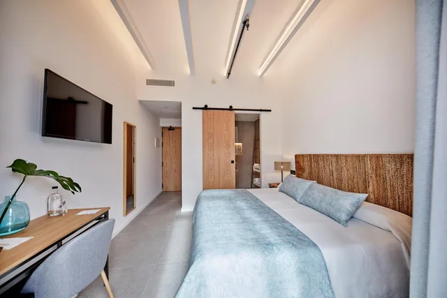 Room, Double Bed, Ca N Alexandre 5/10