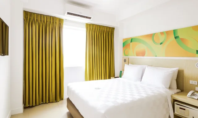 غرفة قياسية بسرير كوين، Go Hotels North Edsa 2/8