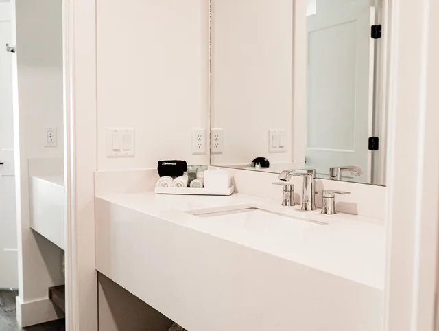 Village, Suite, King and Queen Bed, Fishermens Village Resort 3/3