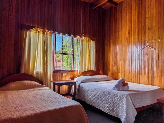 غرفة ثلاثية، Hotel El Atardecer 2/10
