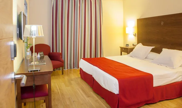 Room, Double or Twin Bed, Petit Palace Palace La Casa de Don Fernando 2/7